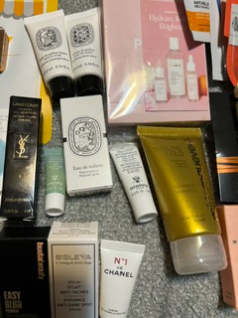 NWT 40+ Piece Luxury Sample Beauty Bundle inc. Diptyque, Sisley, Chanel, YSL - Picture 4 of 7